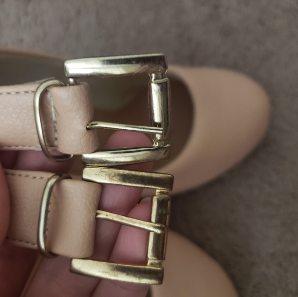 Nude Mary Janes - size 6 - Dafiti (Brazilian Brand) - Picture 3 of 6